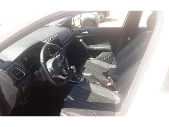 VOLKSWAGEN T-CROSS 1.4 250 TSI TOTAL FLEX HIGHLINE AUTOMÁTICO